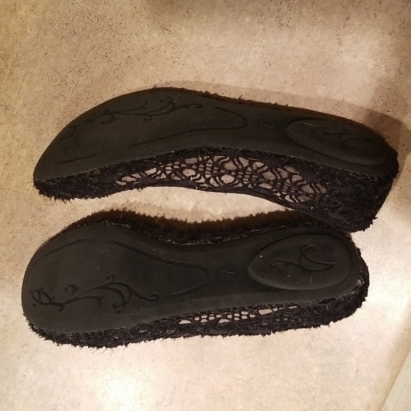 Black lace flats - Picture 4 of 4